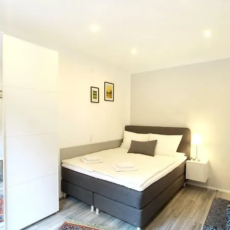 Roxana - Am Bodensee * Friedrichshafen